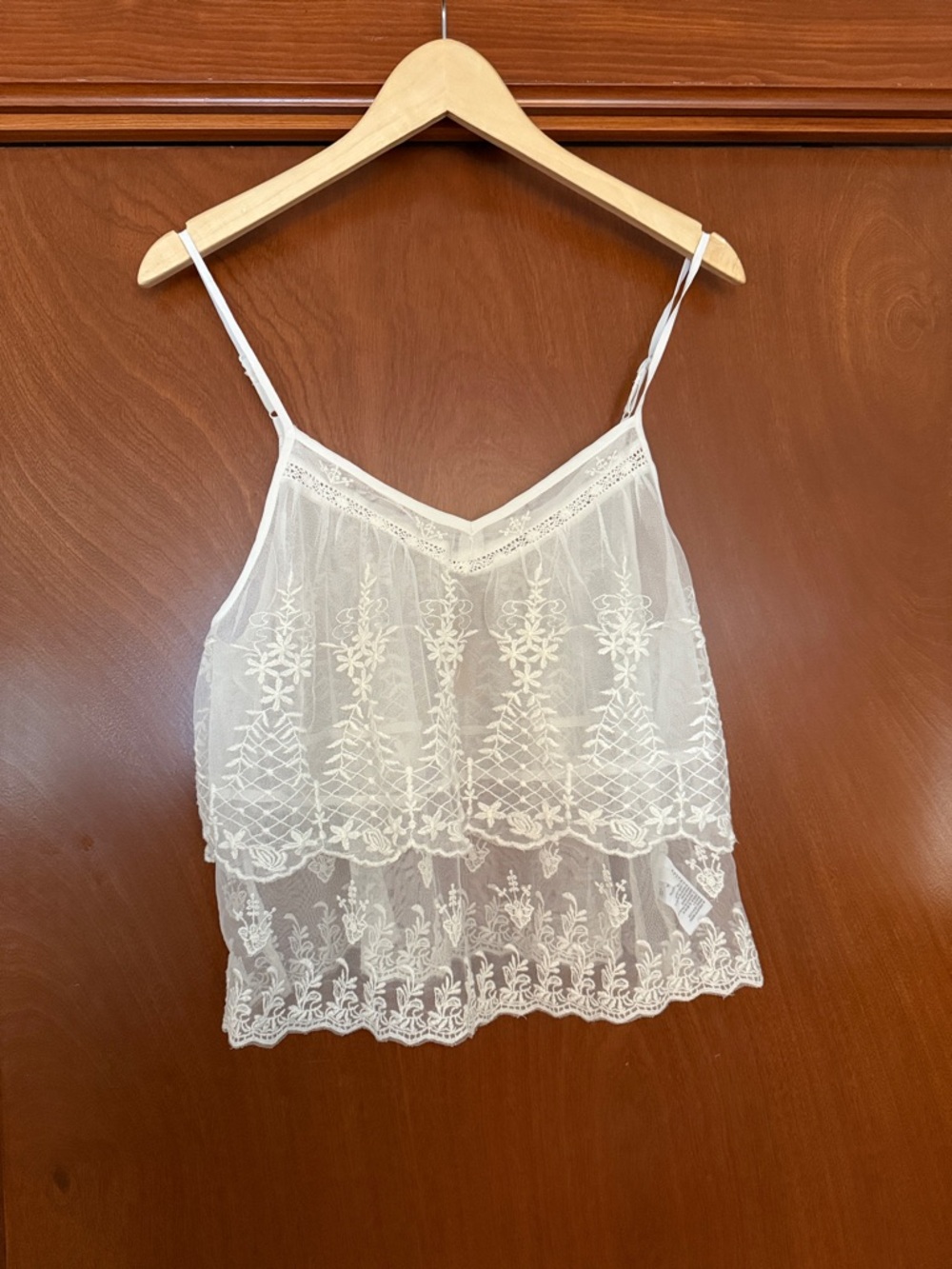 American Eagle Outfitters White Lace Embroidered Cami